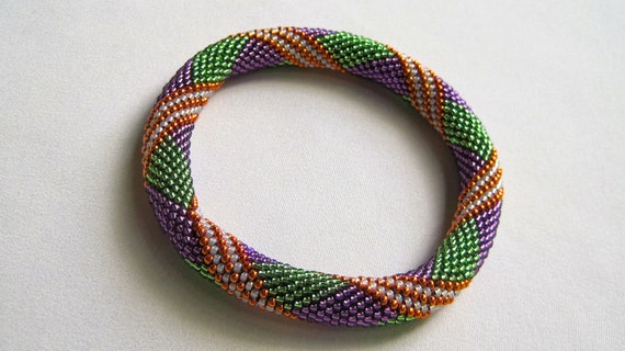 Bead Crochet Pattern: Parallelogram Bead Crochet Bangle