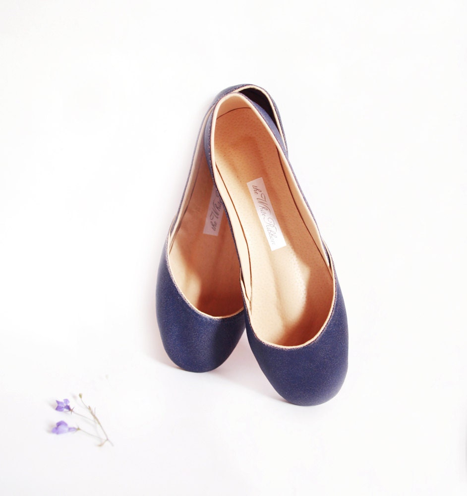 new. leather ballet flats. antique navy blue. s8