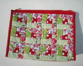 beauty case red-white-green