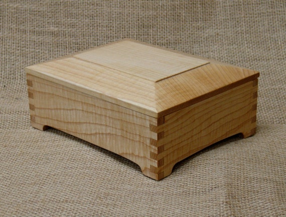 Figured Maple Keepsake Box