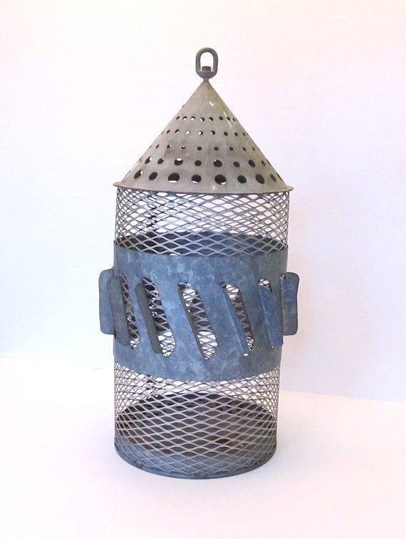 Large Galvanized Pull Behind Boat Fish Scaler Basket
