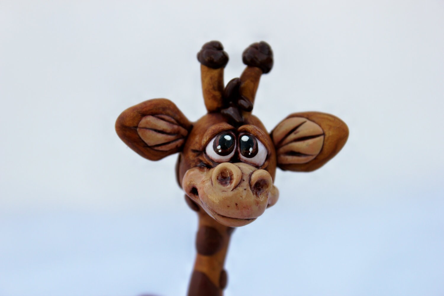 giraffe clay figure