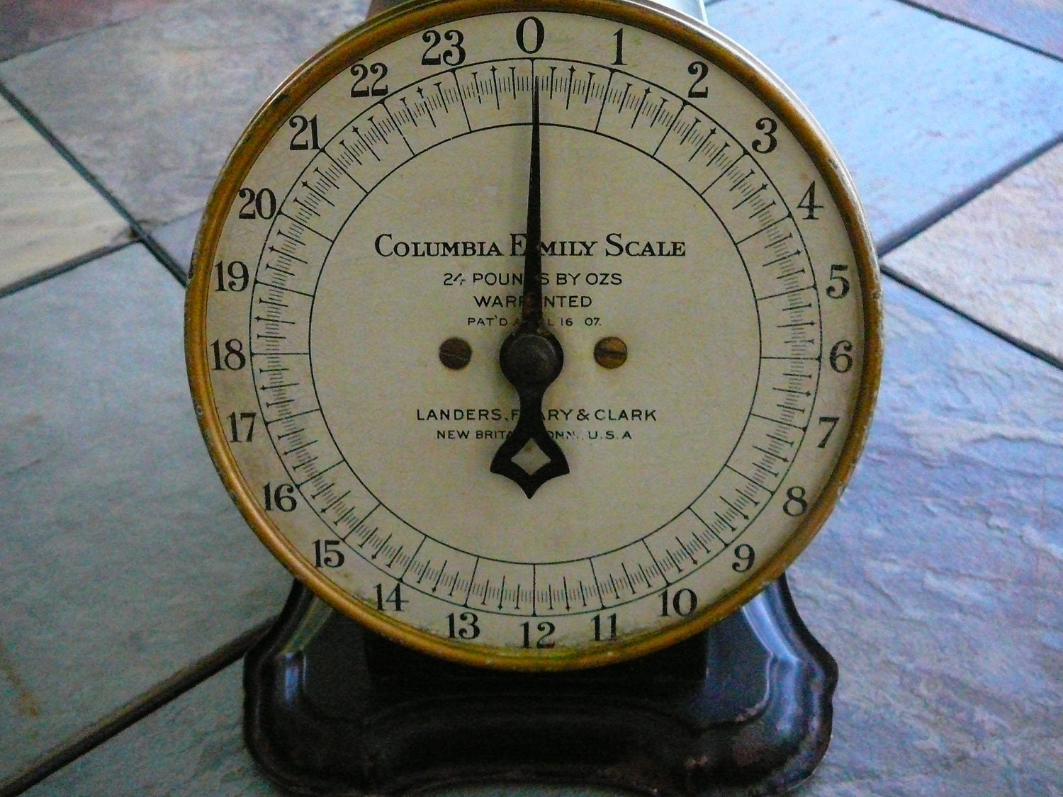 Vintage Scale / 1907 / Home Decor / Columbia by Happiness2day