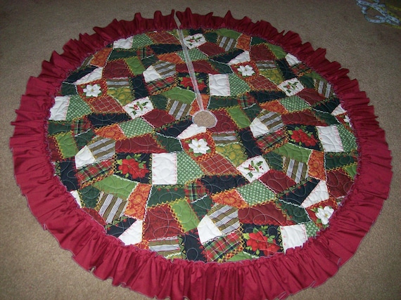 Crazy Quilt Tree Skirt in Williamsburg Holiday by CarolsQuiltsetc