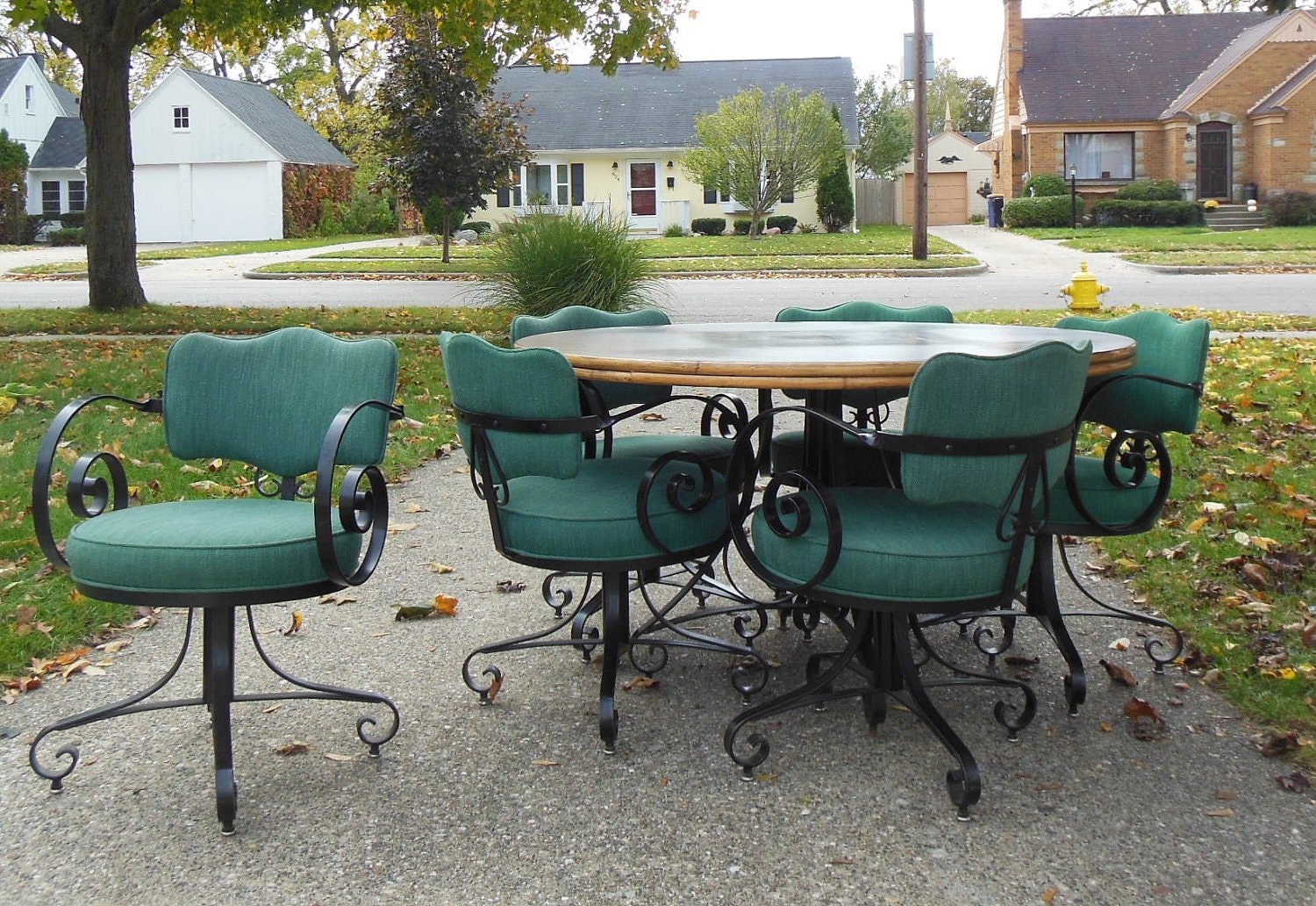 Mid Century Table & Chairs Wrought Iron French Cafe Style