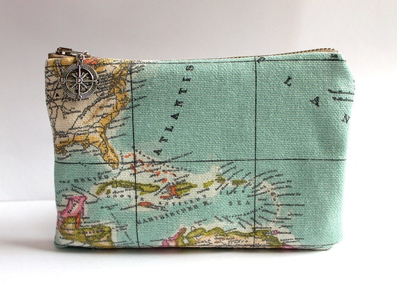Vintage Map Toiletry Bag Personalized Groomsmen Gift, Travel Cosmetic Pouch, Destination Wedding Gifts for Him, Explorer Men Accessories