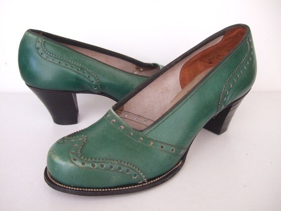 popular shoes in the 50s