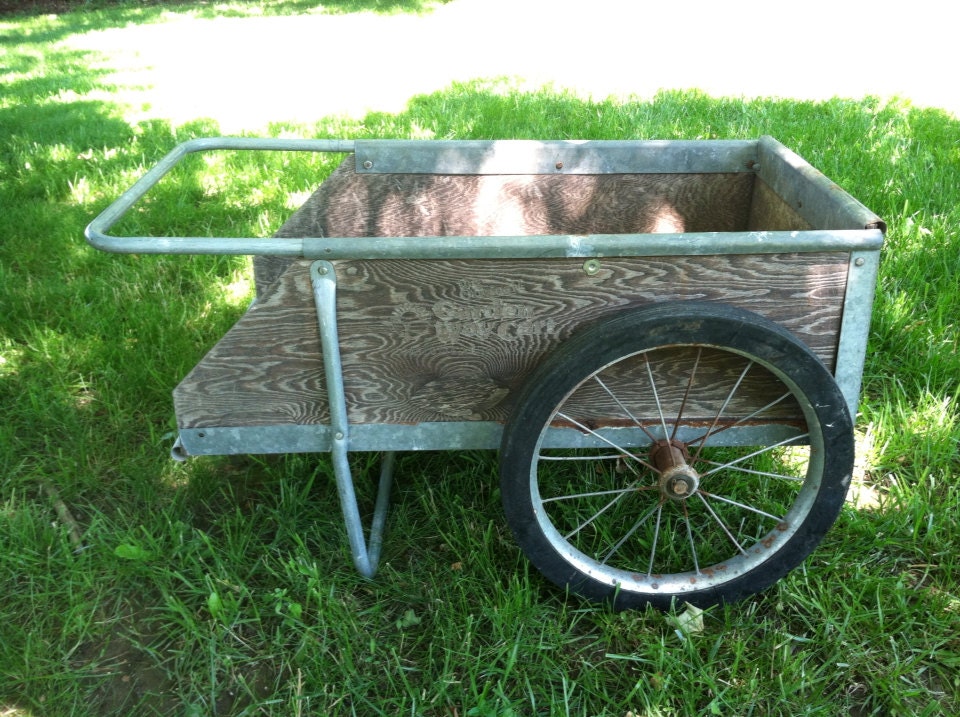 Vintage garden cart wagon