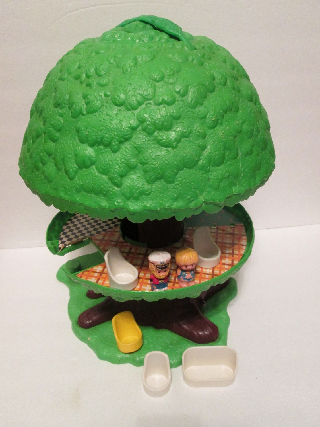 kenner tree house toy