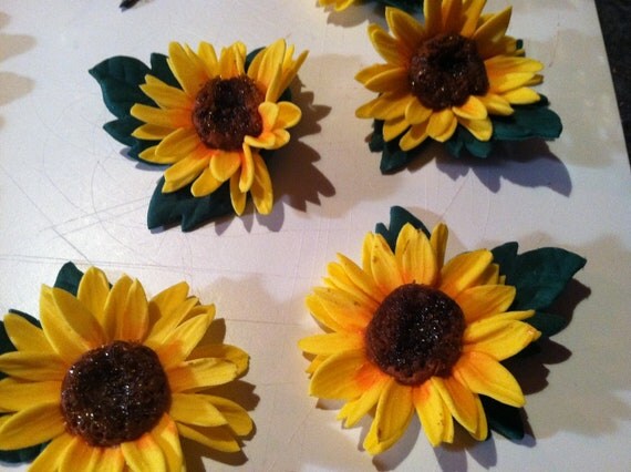 Items similar to Fondant Sunflower set on Etsy Items similar to Fondant Sunflower set on Etsy