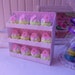 Exhibitor cupcake scale 1.12 th