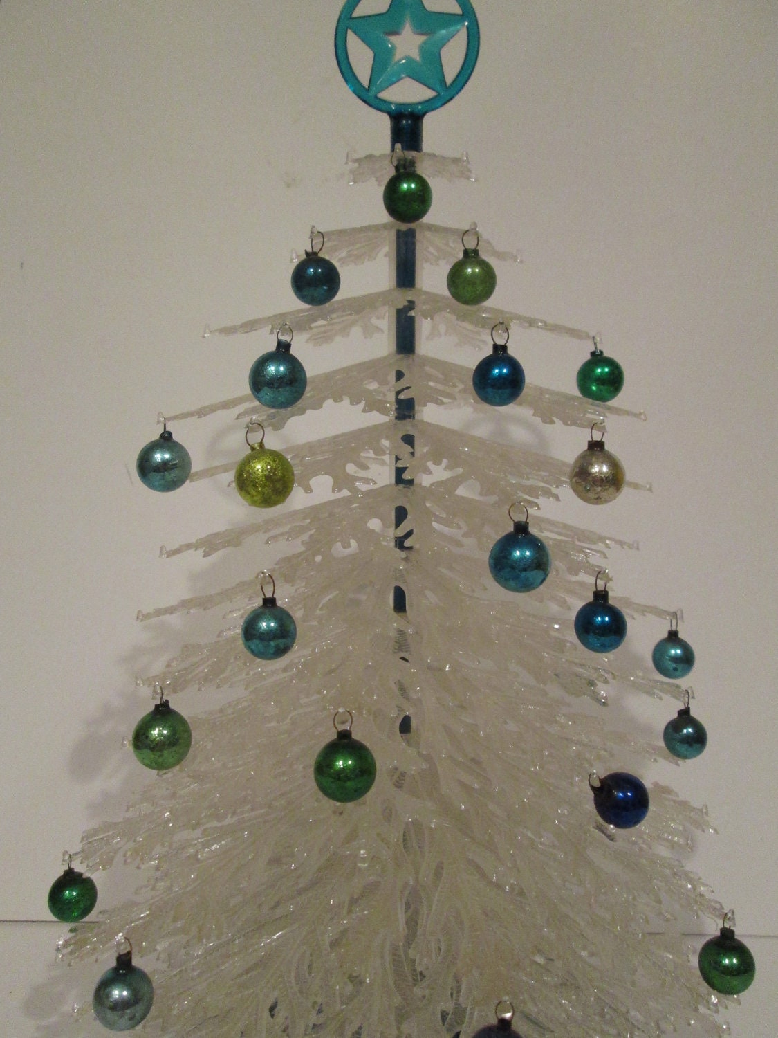 vintage 1949 plastic plasco tabletop christmas tree by vintage 1949 plastic plasco tabletop christmas tree by