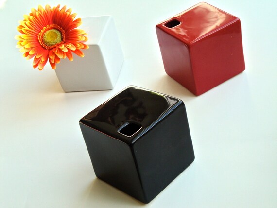 Modern Glossy Black Ceramic Bud Vase Modern Flower Vase