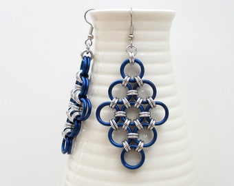 Blue chainmaille earrings, large Japanese diamonds
