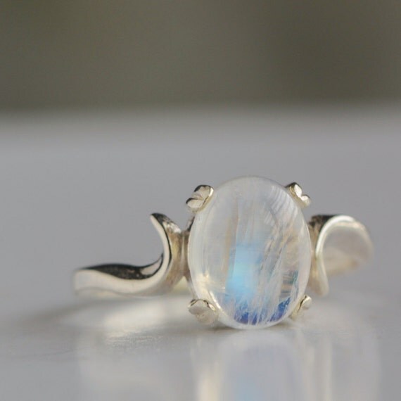 Sterling Silver Moonstone Ring