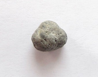 Natural Grayish Diamond, Africa, Unheated, Rough (Uncut) 9.9x9.7x9.4 mm, 8.43 carats