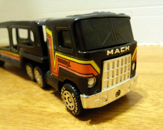 mack car carrier truck toy