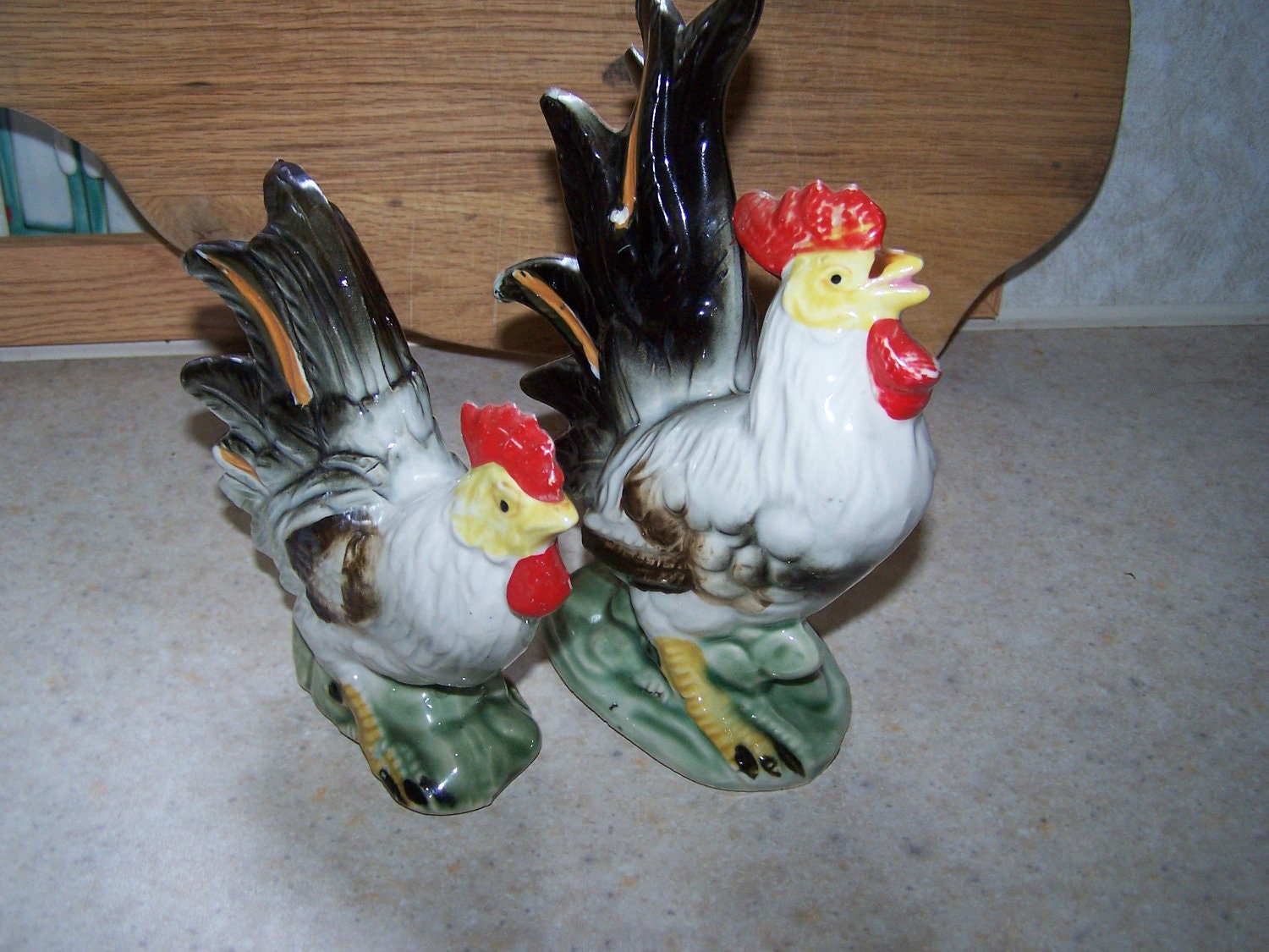 toy chicken figurines