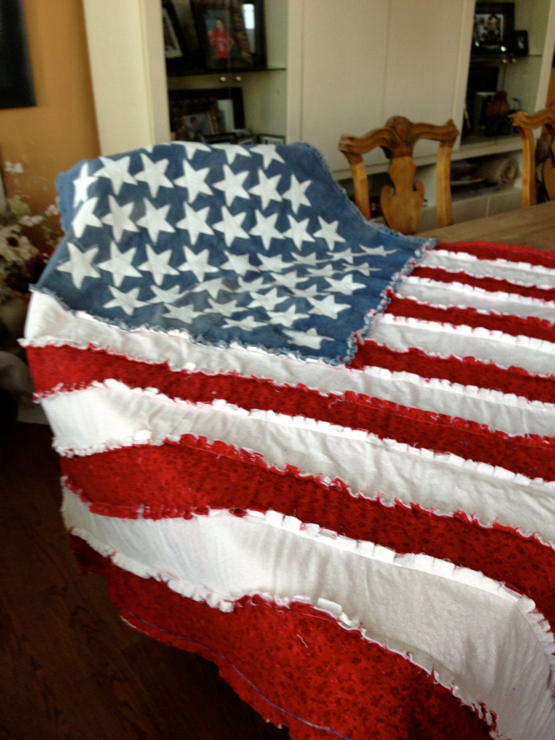 american-flag-rag-quilt-this-gorgeous-quilt-is-made-from-soft