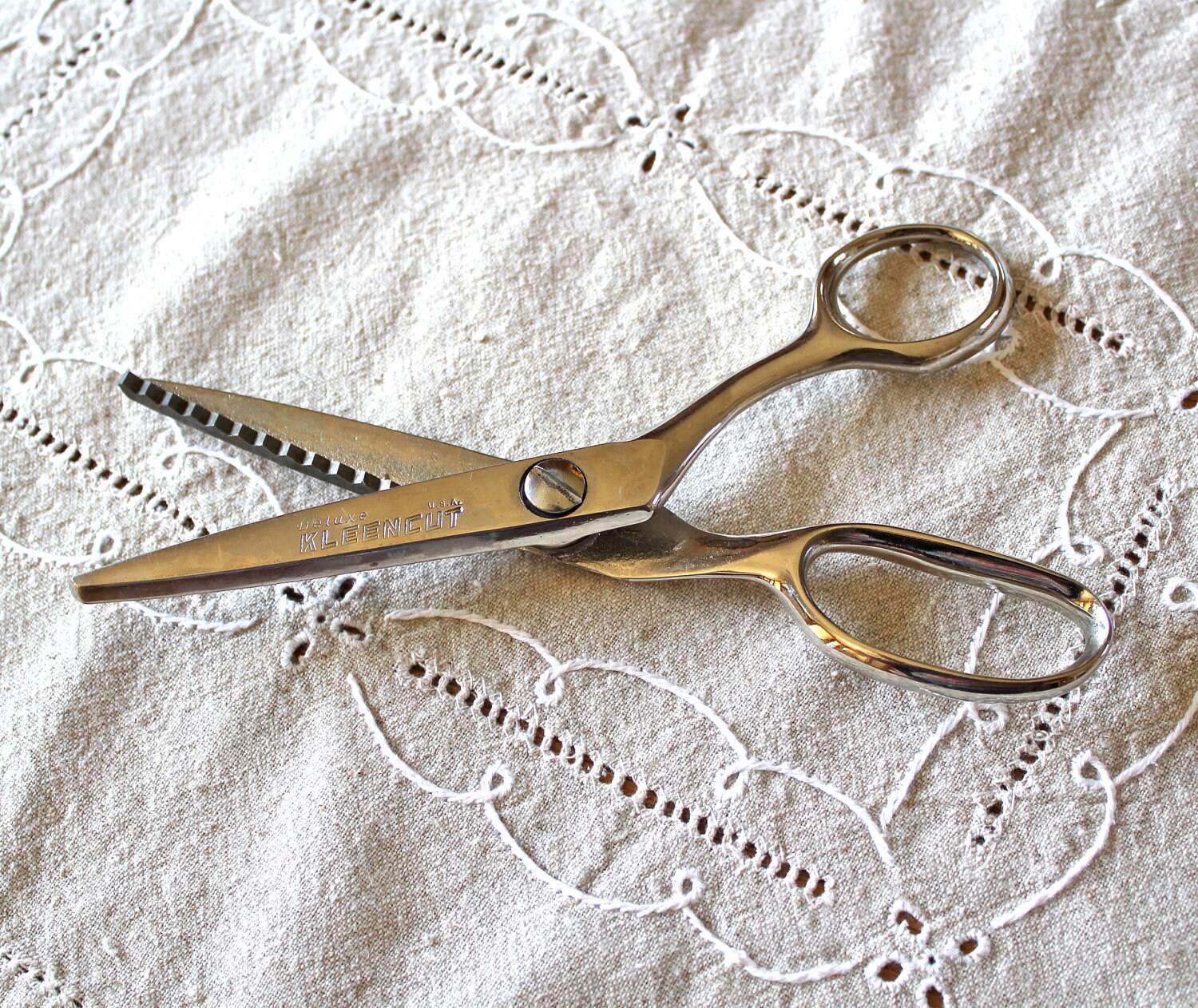Vintage Deluxe Kleencut pinking shears by CheekyChimpTreasures