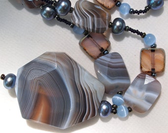 Items similar to Botswana Agate Stone Necklace and Earrings Jewelry Set on Etsy