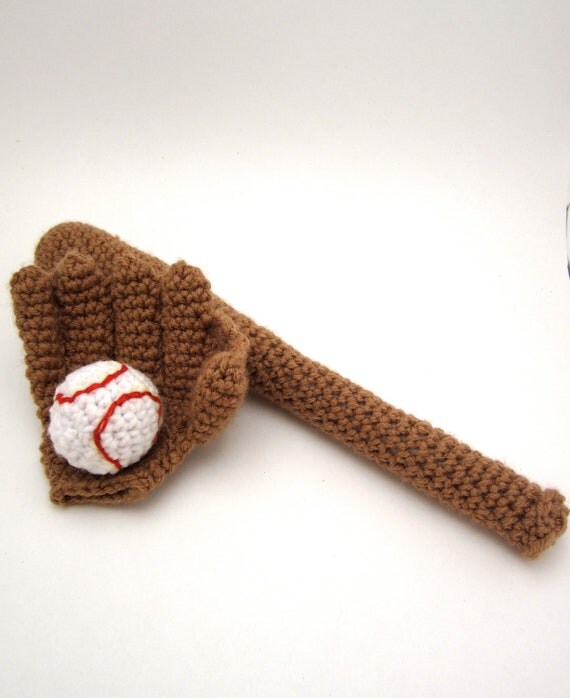 Baseball Glove Bat and Ball Set Amigurumi PATTERN at