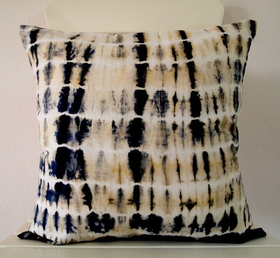 Decorative Throw Pillow Cover Hunter Green Unique Abstract