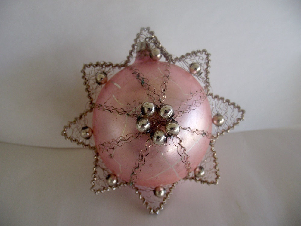 Vintage PINK Christmas Ornament Wire Wrapped Star Shape West