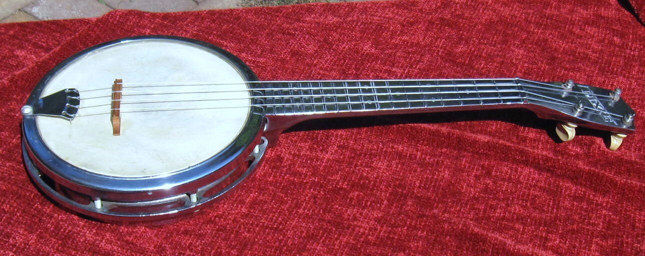 Vintage DIXIE Banjo Ukulele Banjolele All Metal with New