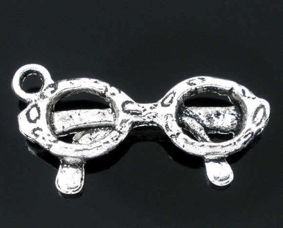 Silver Tone Glasses Charm Pendants 22x11mm Findings Eye Glasses 3D