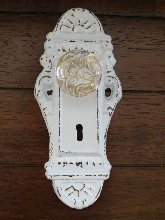 How To Change A Door Knob >> Wall Hook/Shabby Chic Hook/Door Knob Decor/Pale Blue or Pick How To Change A Door Knob >> Wall Hook/Shabby Chic Hook/Door Knob Decor/Pale Blue or Pick