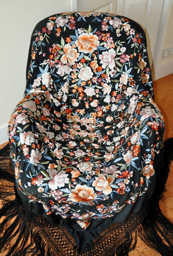 Hand embroidered spanish silk flamenco piano shawl mantones