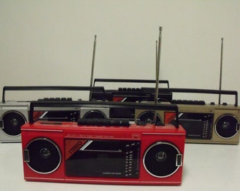 new VINTAGE 80s retro Radio cassette recorder BOOM BOX