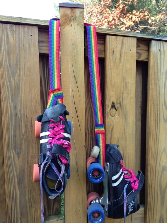 Skate Leash Carry your Roller Derby skates in by YouHungTheMoon