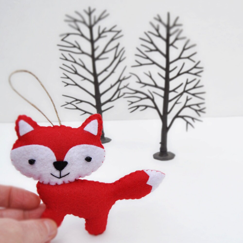 friendly red fox christmas ornament baby shower party friendly red fox christmas ornament baby shower party