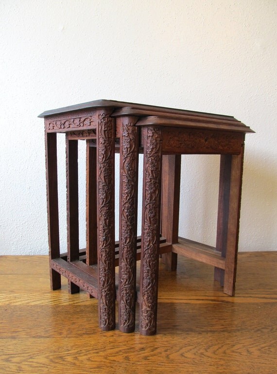 Vintage India Nesting Tables by JulesVernonVintage on Etsy