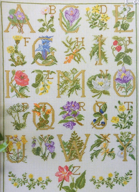 Permin Of Copenhagen FLORAL ALPHABET SAMPLER Flowers