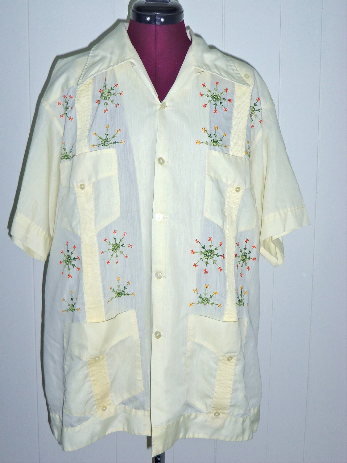 1970s Vintage Mexican Wedding Shirt Guayabera by Mario size