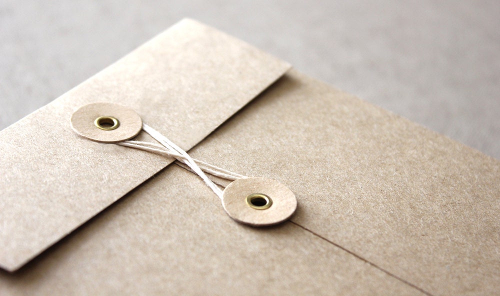 5 String and Button Envelopes C6 small brown by BellaStationery