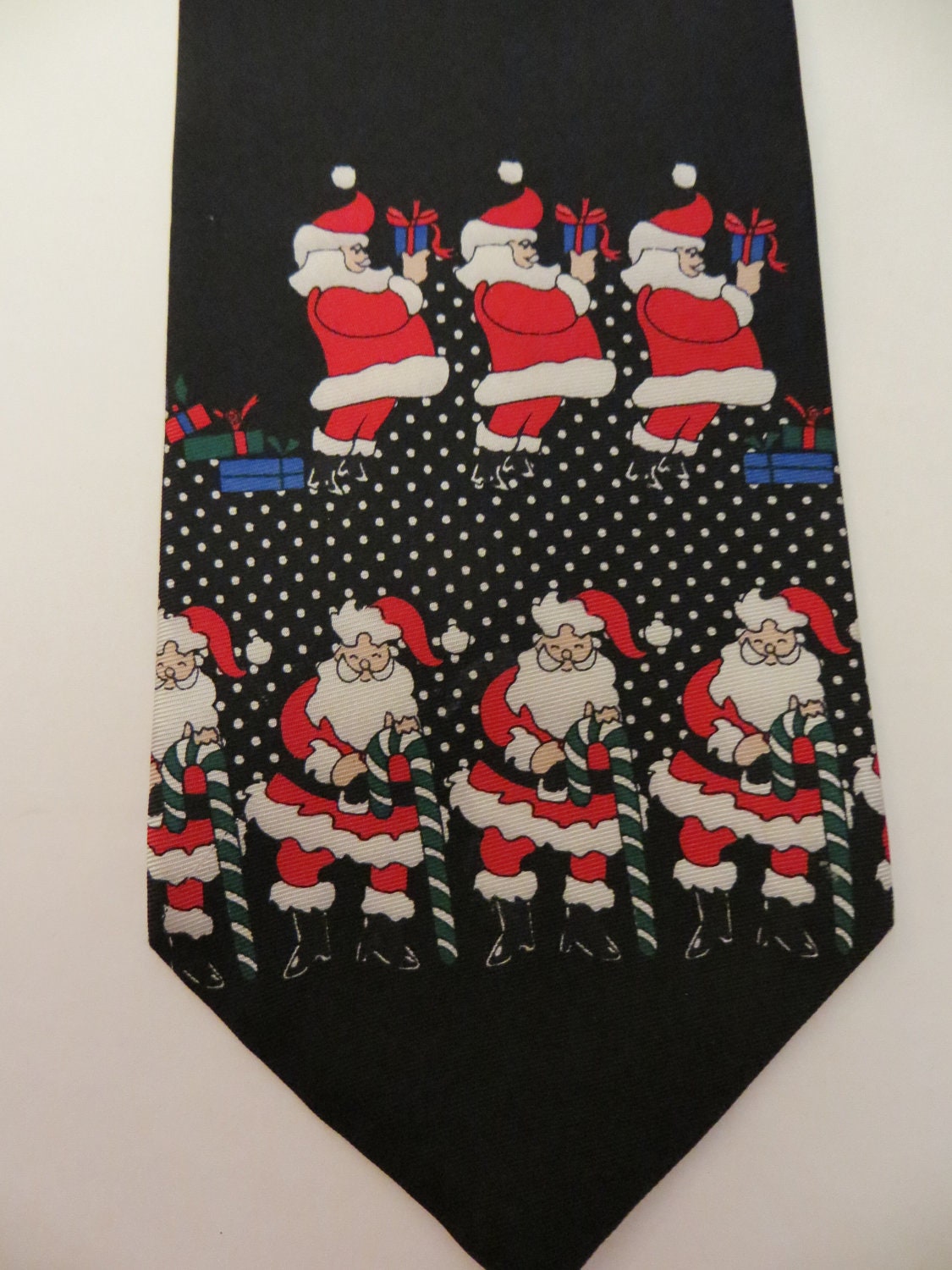 Vintage Silk Christmas Necktie Multiple Santas by TomCatBazaar