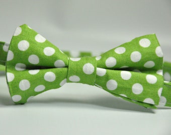 Boy's Bowtie - Green and White Polka Dot Bow Tie