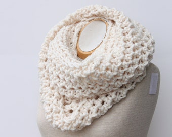 Cream Infinity Scarf, Cowl Scarf, Snood, Fisherman Scarf, Knit Scarf, Womens Scarf, Crochet Scarf, Neck Warmer, Circle Scarf
