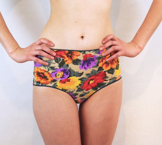 SALE Retro style Panties with floral print by knickerocker on Etsy