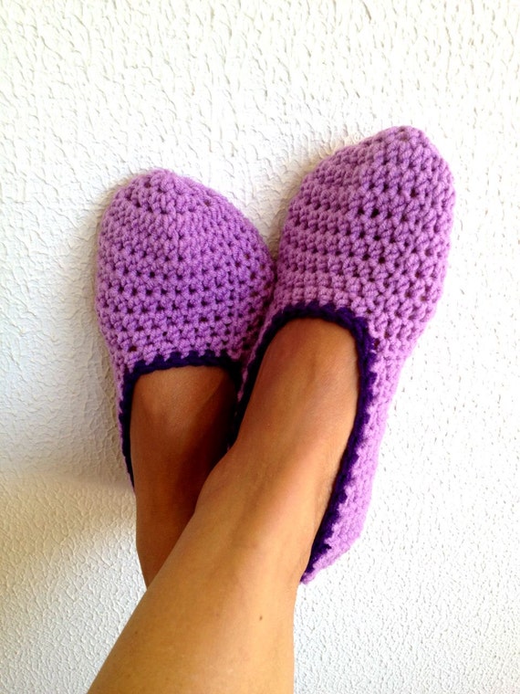 Items similar to Crochet Womens Slippers, Ballet Flats, House Shoes on Etsy