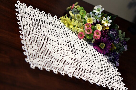 Four flower Crochet Doily 2 by DoilyMania on Etsy
