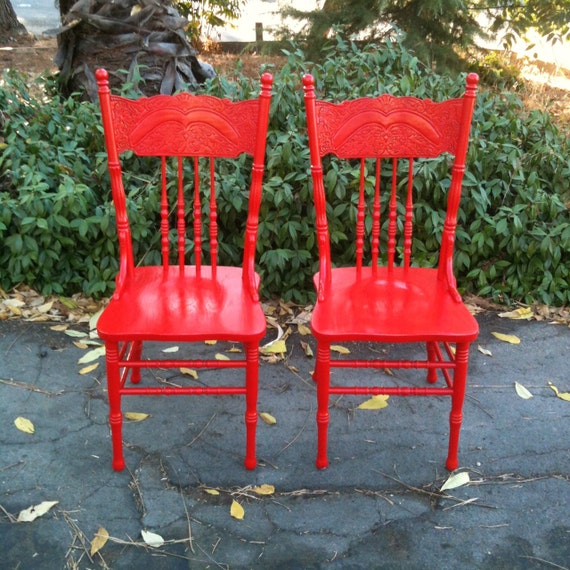 Pair Of Vintage 1980s Red Wood Farmhouse Kitchen Chairs   Il 570xN.386949882 Bt7k 