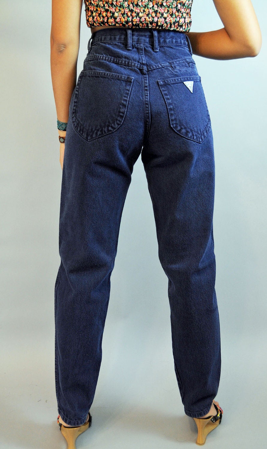 Vintage 80s HIGH waisted JEANS / Womens Guess Indigo wash