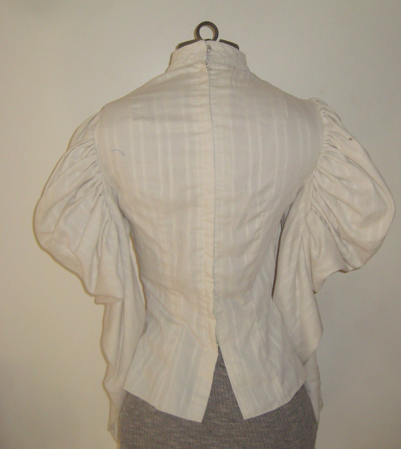 Gibson Girl white blouse 1900's or 1940's steampunk