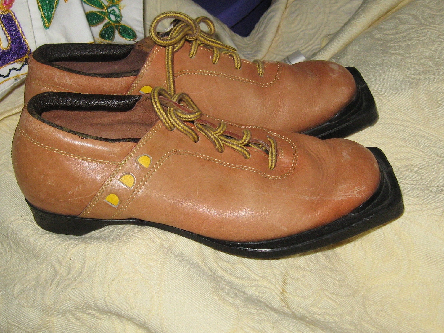 Vintage HAUGEN Nordic Cross Country Ski Boots NORWAY SZ 38