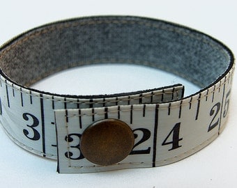 Measuring tape bracelet - White w/ black print (upcycled vinyl)